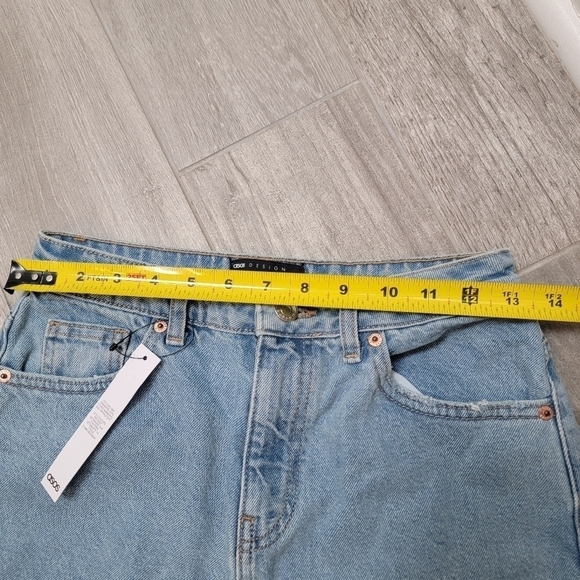 *LAST CHANCE* NWT Asos Distressed Boyfriend Jeans 26 - Picture 5 of 10